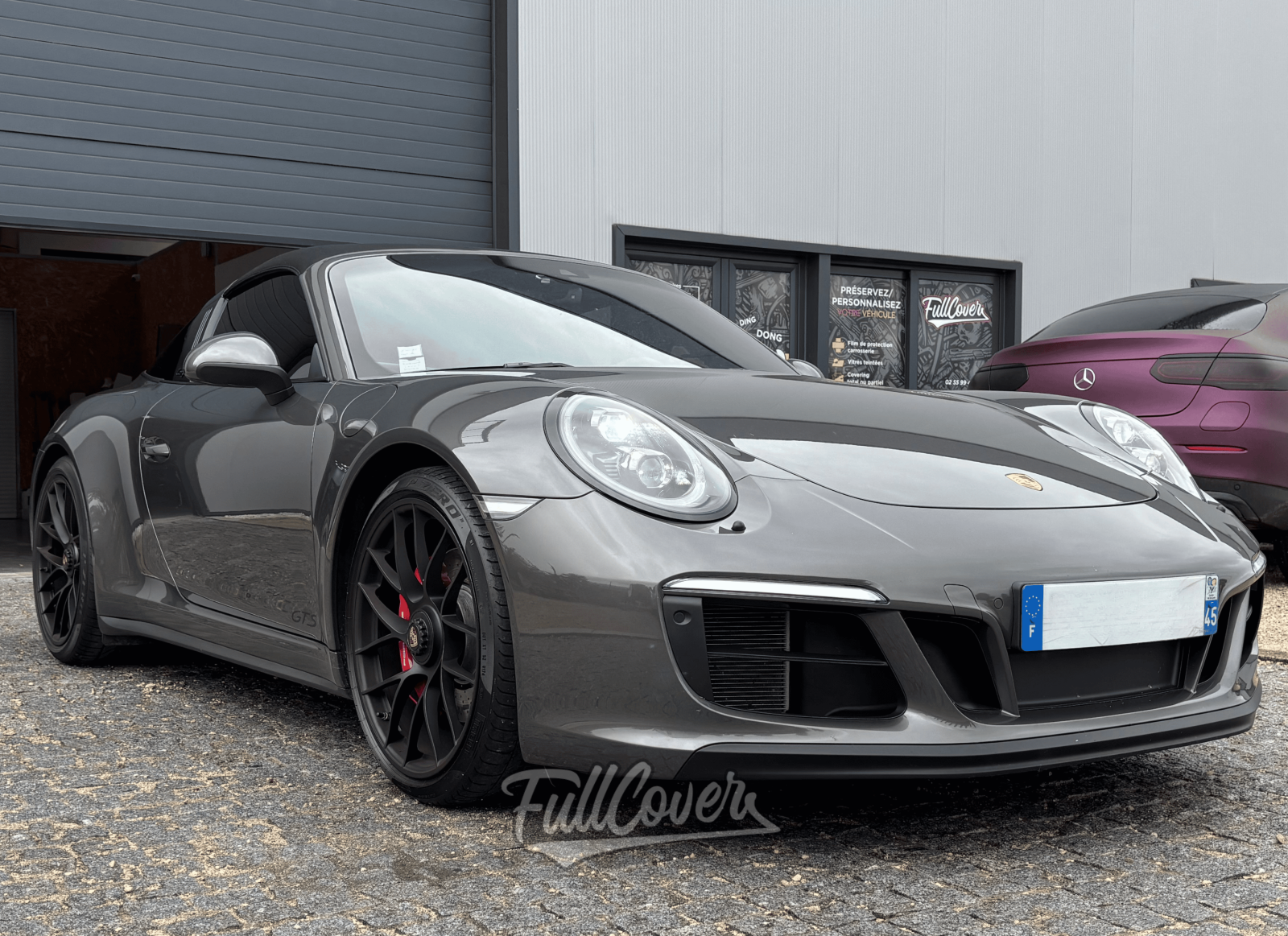 relooking cuisine,  porte d'entrée, mobilier, meuble avec sticker Bourges région Centre