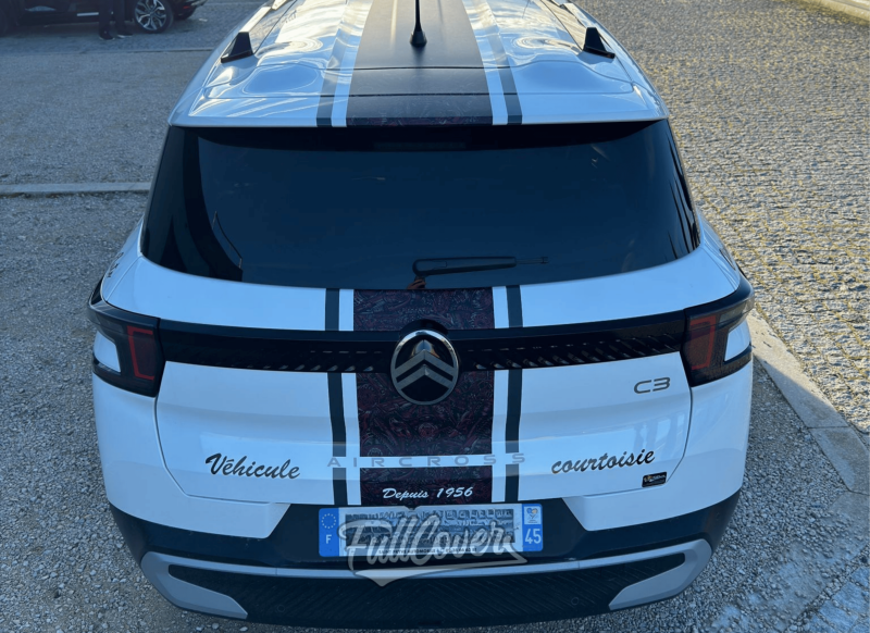 Marquage publicitaire sur Citroën C3 Aircross pour Clinic Auto à 45750 Saint-Pryvé-Saint-Mesmin