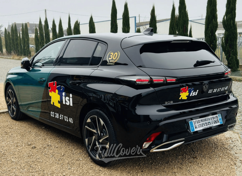 Marquage publicitaire sur la flotte de véhicules pour ISI ELEC réalisé à 45750 Saint-Pryvé-Saint-Mesmin près de St-Denis-de-l’Hôtel