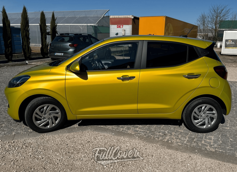 Covering 2080 3M Bitter Yellow satinée sur Hyundai i10 à Saint-Pryvé-Saint-Mesmin