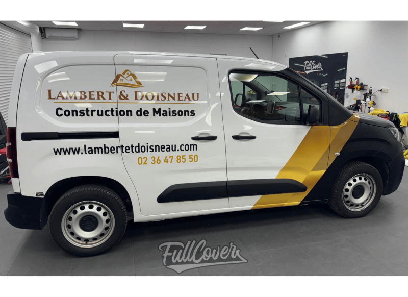 Marquage publicitaire sur utilitaire pour Lambert & Doisneau avec pose sur mesure professionnelle à Orléans