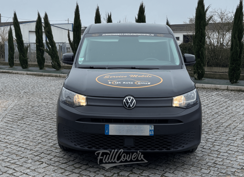 Deuxième collaboration réussie avec Éclat Auto Centre : flocage complet de leur camion utilitaire à Orléans