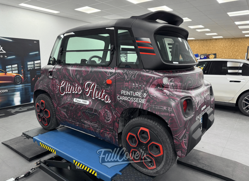 Marquage publicitaire couvrant sur Citroën Ami pour Clinic Auto avec Wrapcoverartec à Orléans
