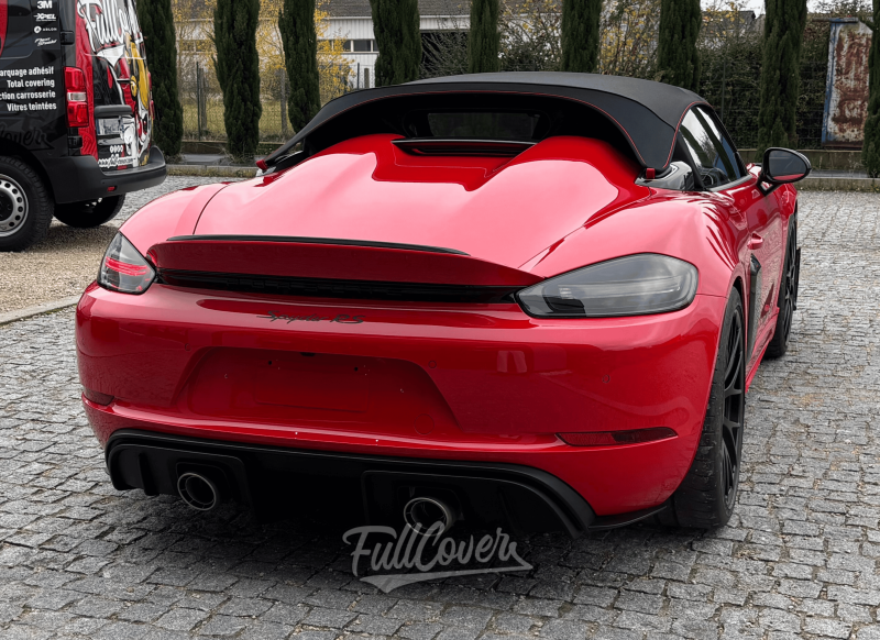 PPF intégral haute performance pour Porsche 718 Spyder RS dans le Loiret