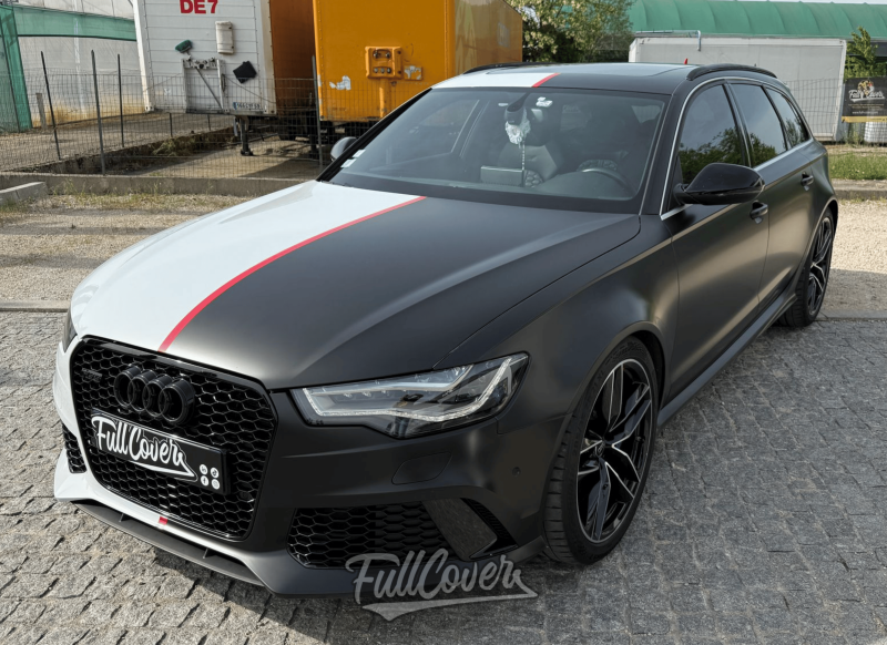 Covering bicolore sur Audi RS6 avec films Arlon Black Satin et White posé à Saint-Pryvé-Saint-Mesmin