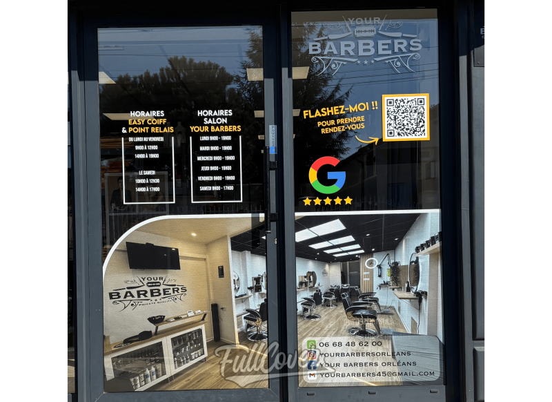 Pose de vitrophanie micro-perforée sur vitrines de commerce pour marquage publicitaire de Your Barbers à Orléans