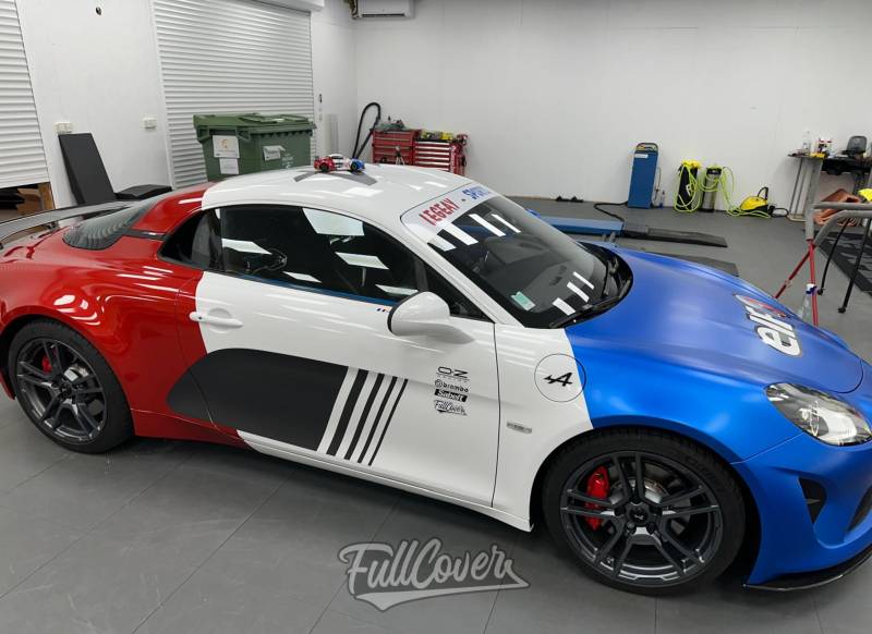 Alpine aile droite